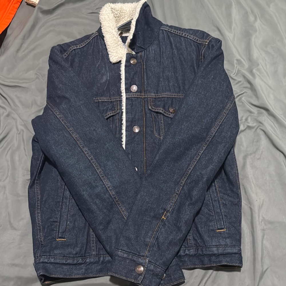 GAP Men's Dark Blue Sherpa-Lined Jacket